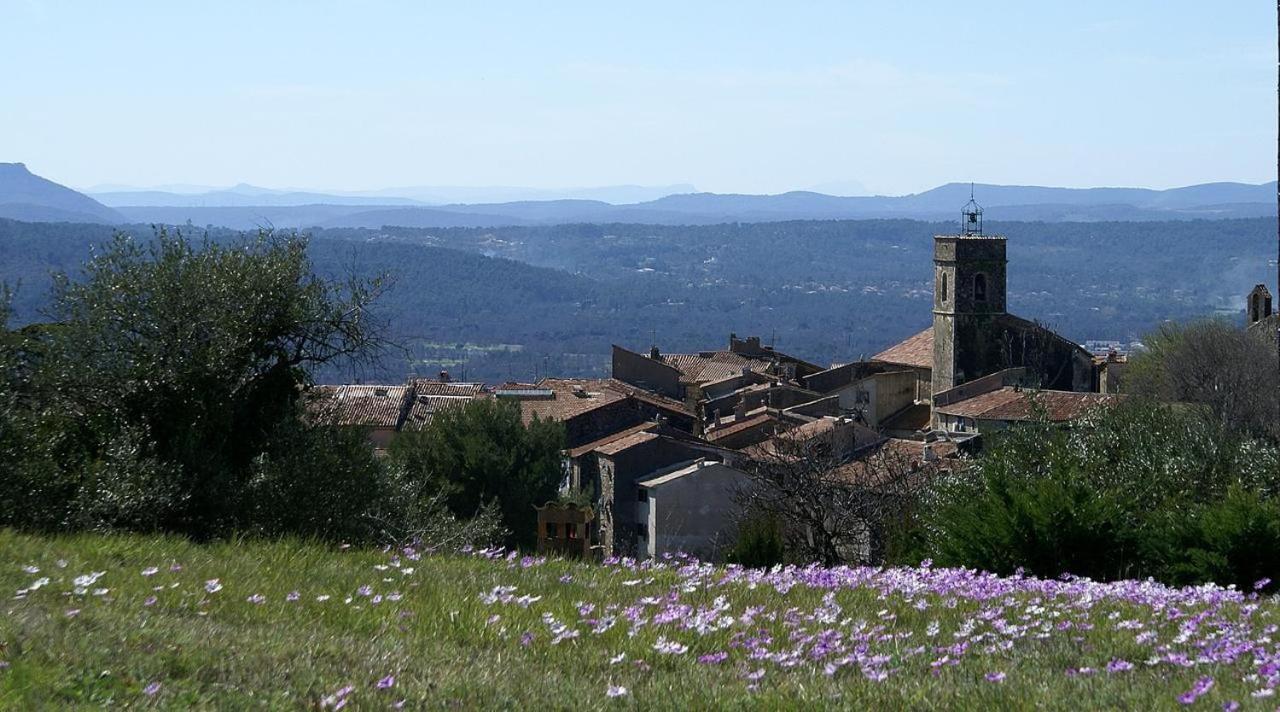 Bed and Breakfast La Rose Des Vents Montauroux Exterior foto