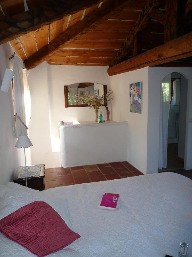 Bed and Breakfast La Rose Des Vents Montauroux Exterior foto